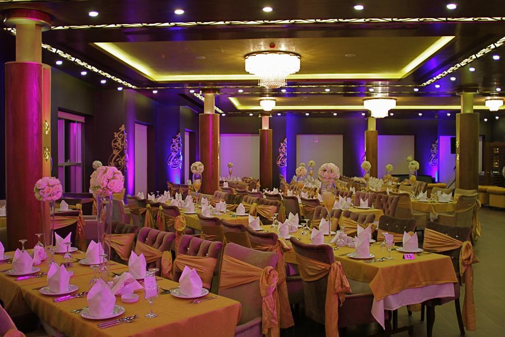 Ankawa Royal Hotel & Spa Erbil Esterno foto